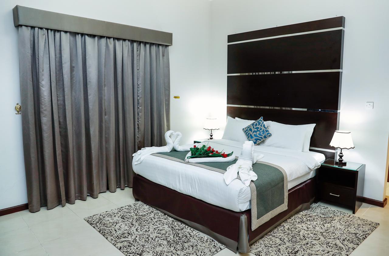 Ruru Tower Aparthotel Manama Eksteriør bilde
